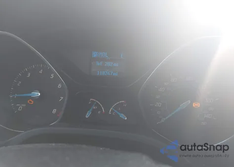 2012 Ford Focus Se z USA, uszkodzony, nr VIN 1FAHP3F25CL127862